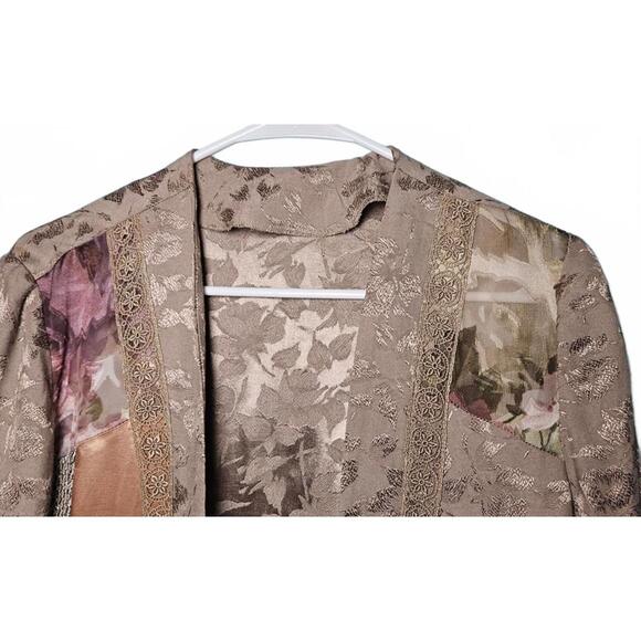 Vintage Taupe Jacquard Floral Blouse Jacket Funky Eclectic Art Teacher Chic Boho - Picture 4 of 9